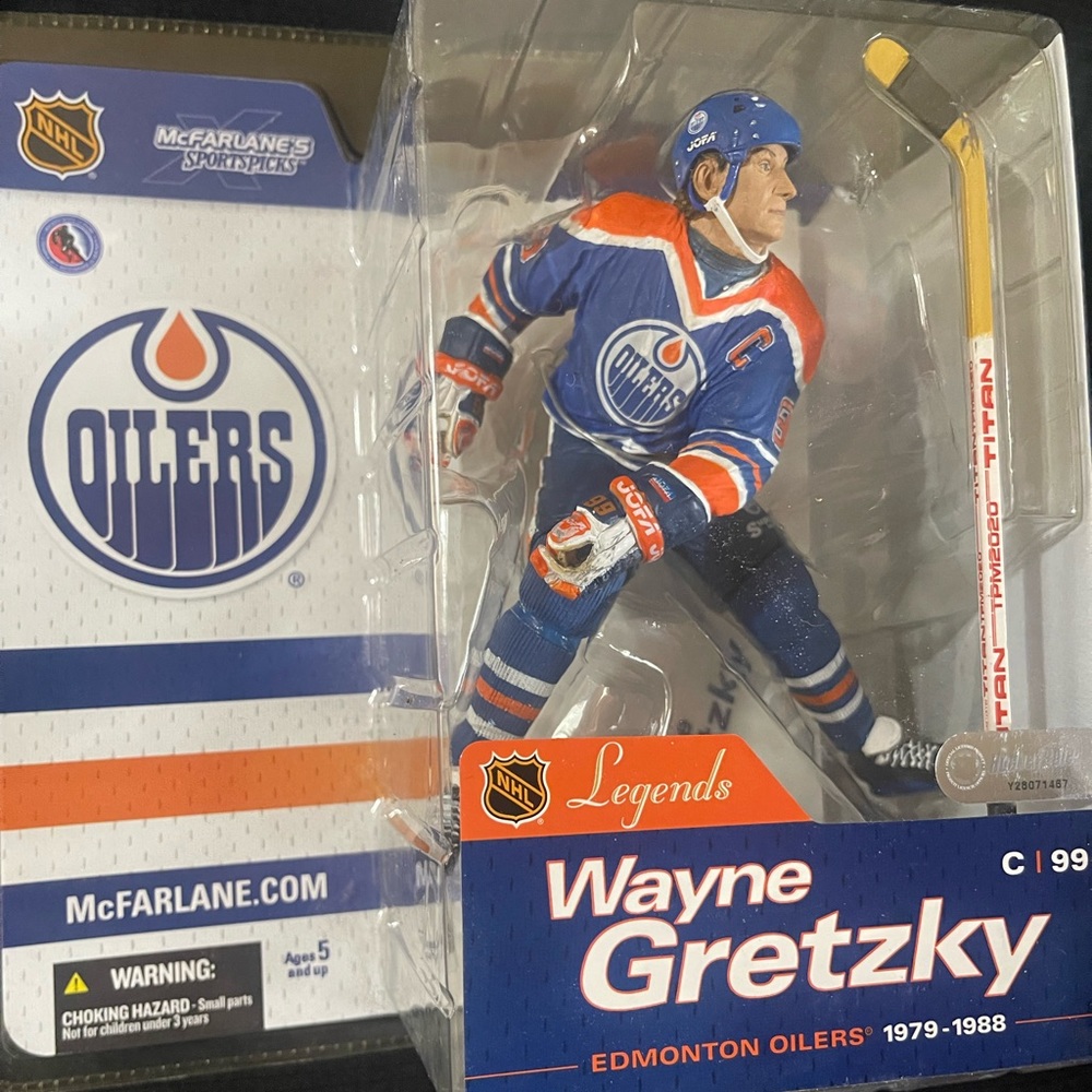 2004 McFarlane Legends Series 1 WAYNE GRETZKY Edmonton Oilers Debut Figure